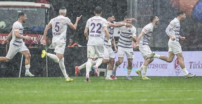 52 Orduspor TFF 2. Lig’de! Müthiş geri dönüş… Ayvalıkgücü Belediyespor – 52 Orduspor maç sonucu 1-2