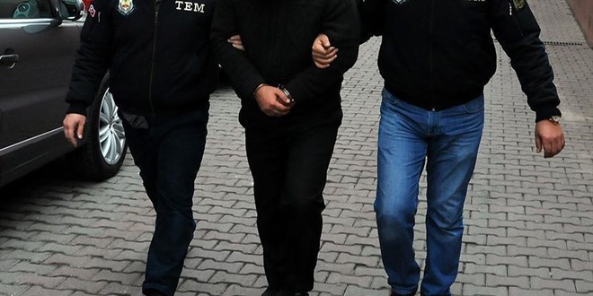 Ankara merkezli FETÖ operasyonu: 7'si aktif kamu çalışanı 24 gözaltı kararı