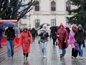 Bayram planları iptal olabilir! Meteoroloji’den 76 ile sağanak alarmı