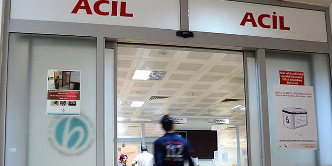Bıçaklandı, hastaneye kaldırıldı: 10'uncu kattan düşerek can verdi