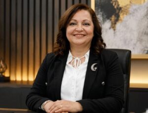 Burcu Köksal’ın bugün AK Parti’ye geçmesi bekleniyor! Rozetini Erdoğan takacak
