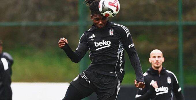 El Bilal Toure Beşiktaş’ı kafasından sildi! Veda paylaşımı…