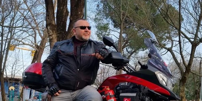 Feci kaza: Motosiklet tutkunu sanatçı hayatını kaybetti, oğlu ağır yaralandı