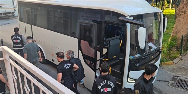 İBB'nin ihale soruşturmasında 12 şüpheli adliyede