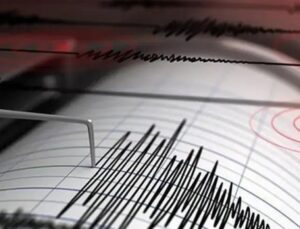 İran’da 5 büyüklüğünde deprem meydana geldi