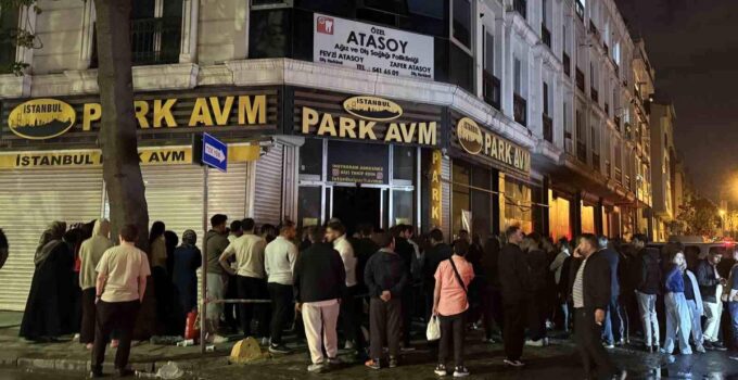 Küçükçekmece’de iş yerinde yangın paniği: 3 kişi dumandan etkilendi