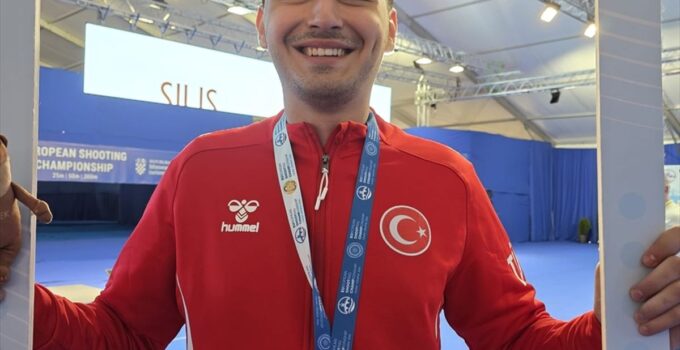 Milli atıcı Fahrettin Can Er, gençlerde Avrupa ikincisi oldu