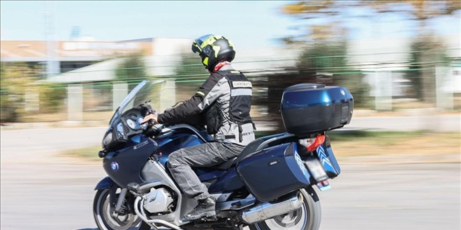 Motosiklet kazalarını azaltmak için düğmeye basıldı