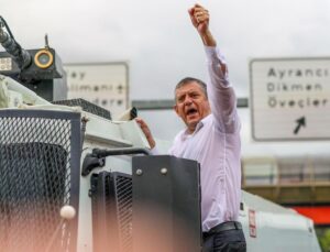 Özgür Özel’den İzmir’de gövde gösterisi! Valiliğin itirazına jet yanıt geldi