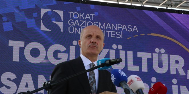Özvar: Üniversitelerin koçluk ve rehberlik rolünü üstlenmesi gerekiyor