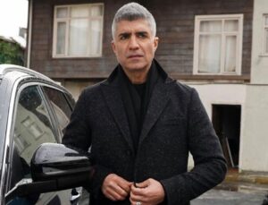 Yaptığı açıklama ortalığı karıştıracak! Özcan Deniz, kavgalı olduğu annesinin filmini çekiyor