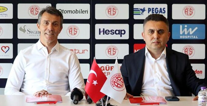 Antalyaspor’un yeni teknik direktörü Bülent Korkmaz oldu