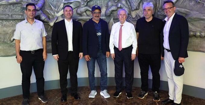 Aziz Yıldırım, Hamdi Ulukaya’yı ağırladı