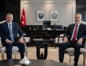 Bakanlar Fidan ve Çiftçi, Ankara’da görüştü