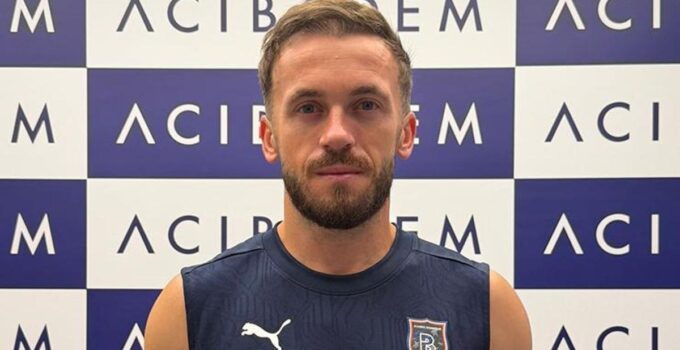 Başakşehir’de futbolcular sağlık kontrolünden geçti