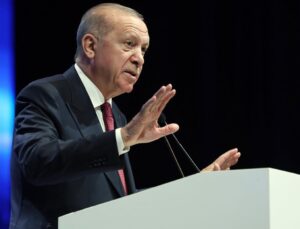 Cumhurbaşkanı Erdoğan kürsüden açık açık uyardı: Kamu malının israf edilmesine göz yummayız