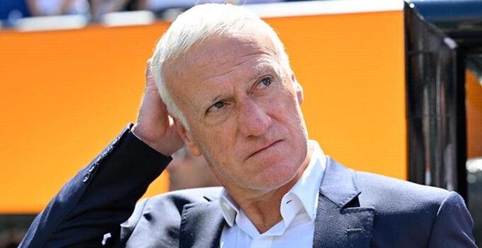 Didier Deschamps, Fransa Milli Takım kampından ayrıldı