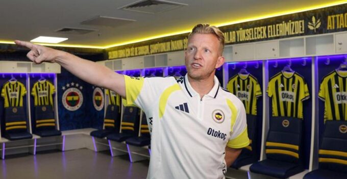 Dirk Kuyt yeniden Fenerbahçe’de