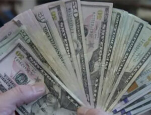 Dolar günü 46,12 TL'den kapattı