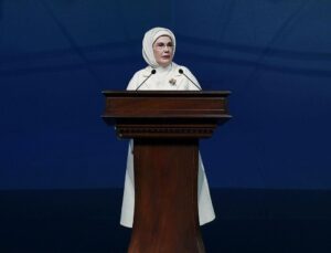 Emine Erdoğan’dan Sıfır Atık Forumu paylaşımı: Yepyeni başlangıçların vesilesi olmasını temenni ediyorum