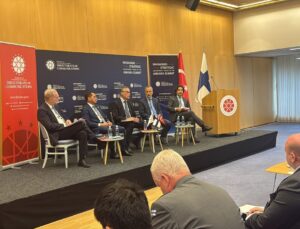 Finlandiya’da "Ankara Zirvesi Öncesinde Stratejik Belirsizlikleri Yönetmek" paneli düzenlendi