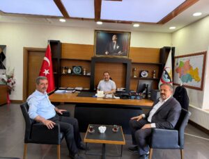 Siirt Vakfı Anadolu Yakası Şubesi’nden Hıfzullah Canpolat’a Anlamlı Ziyaret.