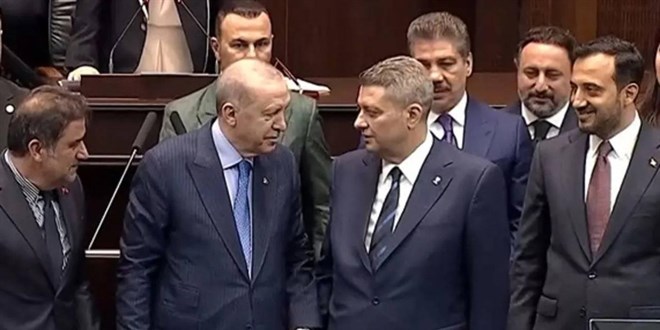 İYİ Parti'den istifa eden İstanbul Milletvekili Ersin Beyaz, AK Parti'ye katıldı
