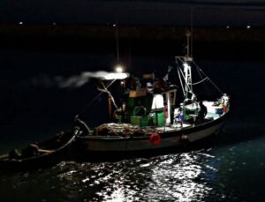 Karadeniz’de Türk balıkçı teknesine saldırı: 1 kişi hayatını kaybetti, 4 kişi yaralandı
