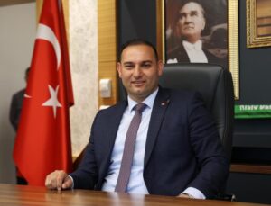 Kilis Belediye Başkanı Hakan Bilecen CHP’den istifa etti