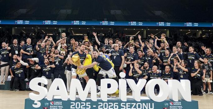 Peş peşe 2 ayrılık: Fenerbahçe Beko, Devon Hall ve Khem Birch yollarını ayırdı