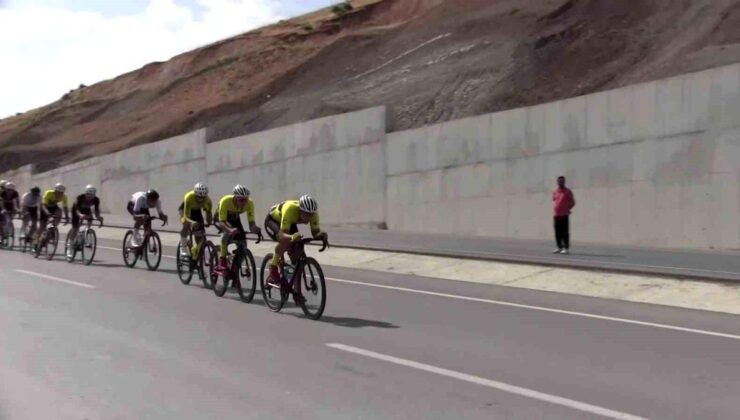 Siirt’te Yeşilay Türkiye Yol Bisikleti Şampiyonası sona erdi