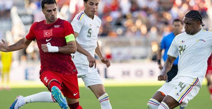 Zeki Çelik imzayı atıyor! Transferde son dakika, Fabrizio Romano duyurdu