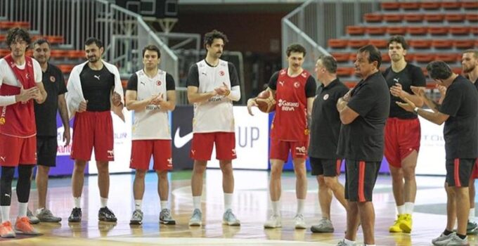12 Dev Adam, 1063’üncü maçında