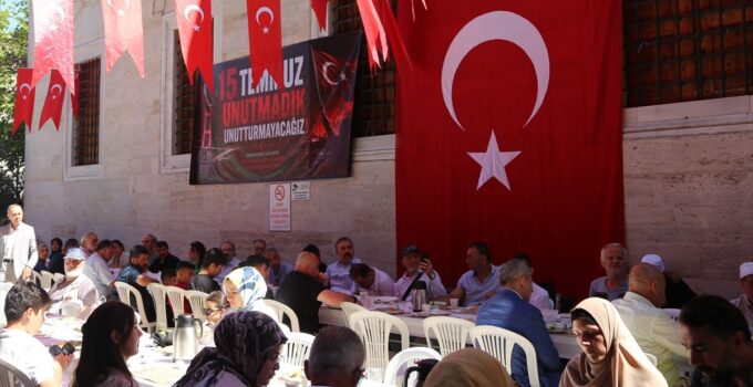15 Temmuz gazileri ve şehit yakınlarına Üsküdar’da anlamlı program