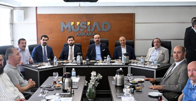 AK Parti Genel Başkan Yardımcısı Zorlu, Çankaya’da bazı STK’leri ziyaret etti