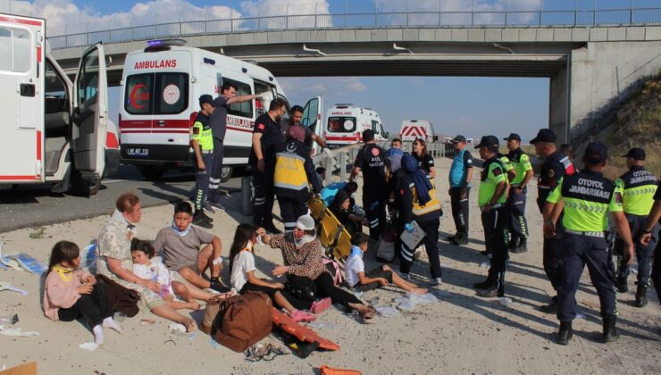 Aksaray’da otobüs yoldan çıktı; 40 yaralı-