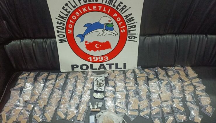 Ankara’da uyuşturucu bulunan araçtaki 2 şüpheli tutuklandı