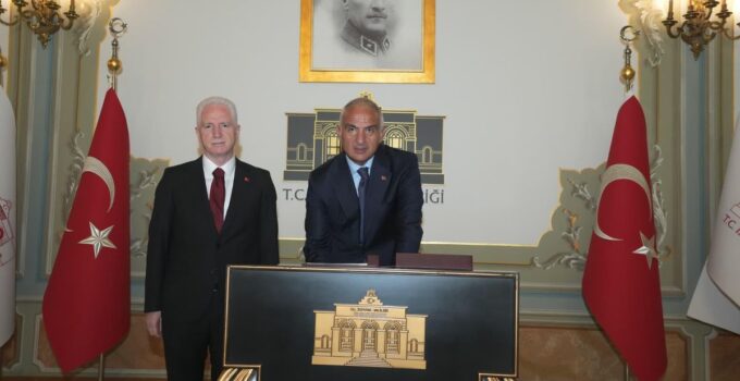 Bakan Ersoy, Vali Gül ile bir araya geldi: İstanbul’da kurumlar arası güçlü iş birliğine önem veriyoruz