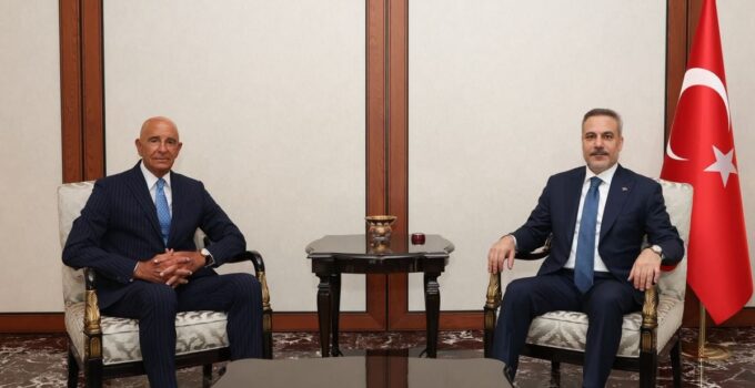 Bakan Fidan, ABD Büyükelçisi Barrack’ı kabul etti