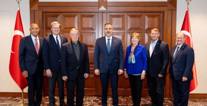 Bakan Fidan, ABD Senatosu NATO Gözlem Grubu Eş Başkanı Shaheen’i kabul etti