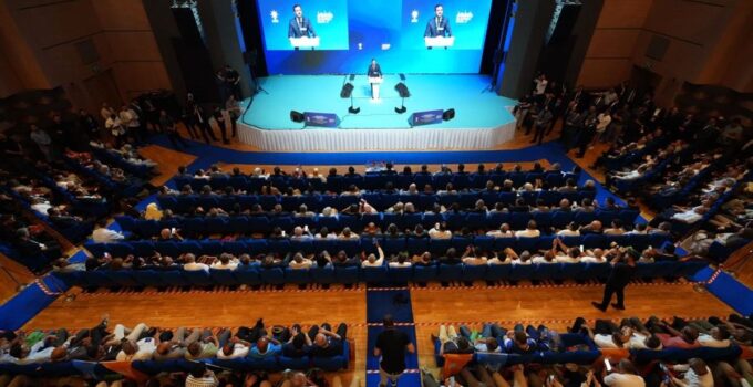 Bakan Kurum: Kentsel dönüşümde İstanbul öncelikli