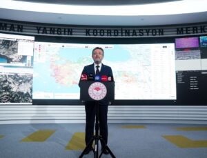 Balıkesir-Edremit, Çanakkale-Ayvacık, Antalya-Kumluca yangınları tamamen kontrol altına alındı