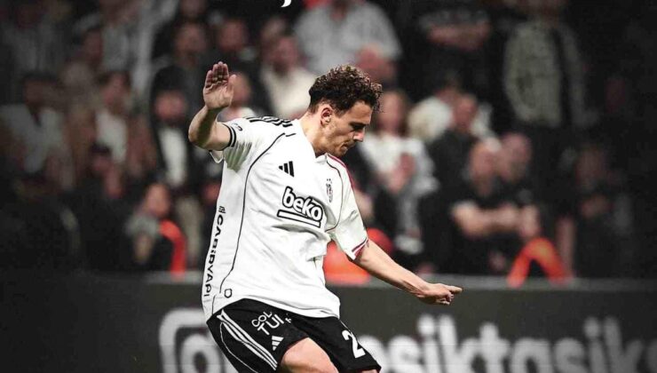 Beşiktaş, Kristjan Asllani veda etti