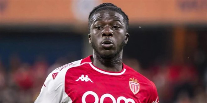 Beşiktaş'ın yeni transferi Ouattara, İstanbul'a geliyor
