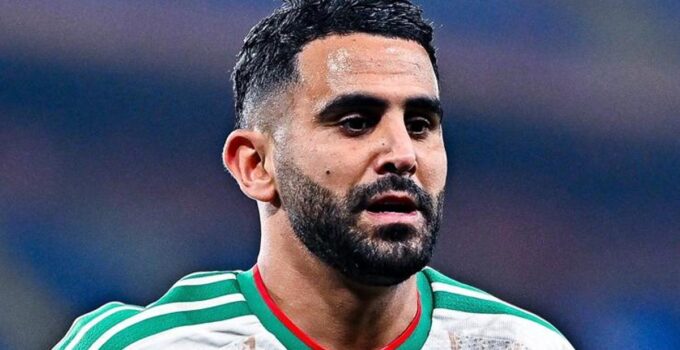 Cezayir’de bir dönemin sonu! Mahrez milli takımı bıraktı