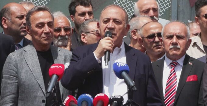 CHP İstanbul İl Kongresi’nin iptali davasında duruşma 16 Ekim’e ertelendi / Arşiv görüntüyle