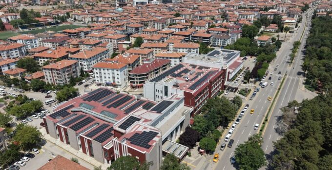 Çubuk Halil Şıvgın Devlet Hastanesi’nin enerji ihtiyacının bir bölümü GES’ten sağlanacak