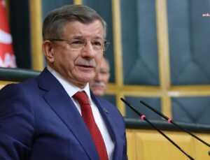 Davutoğlu’ndan Özgür Özel’e ‘YENİ Parti’ tebriği
