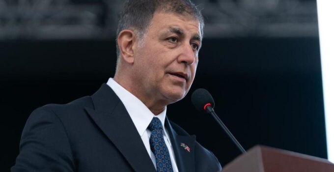 Deprem etkisi yaratan kulis: Cemil Tugay, AK Parti’ye geçiyor
