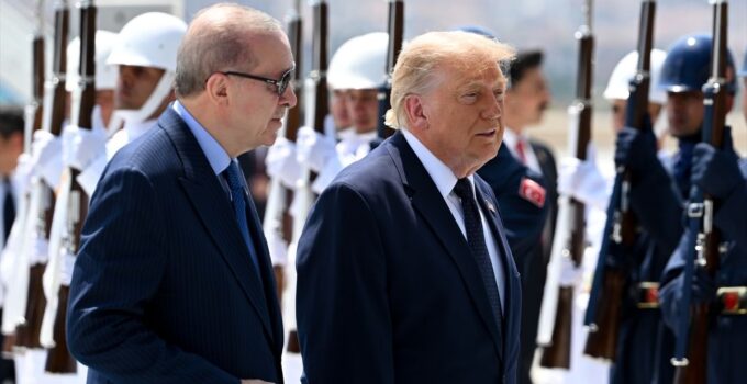 Erdoğan Trump’ı Ankara’da karşıladı